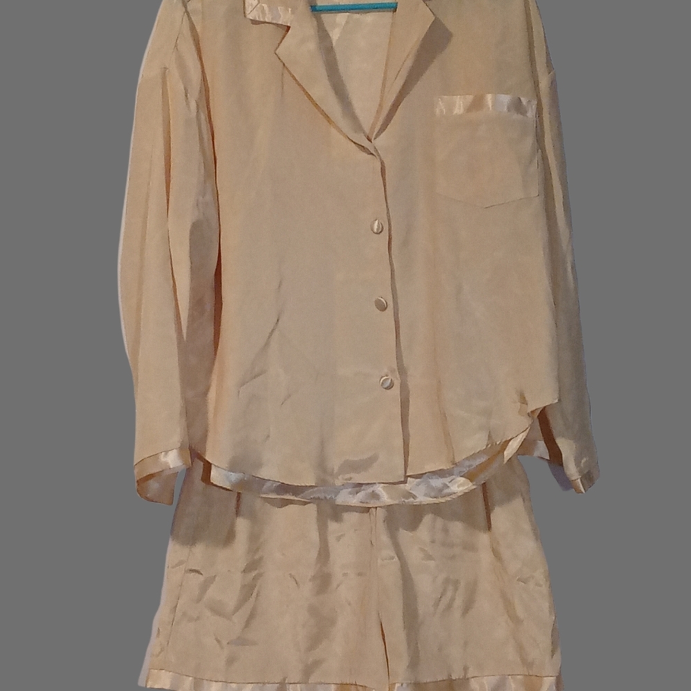 Vintage Victoria's Secret shortie PJ set